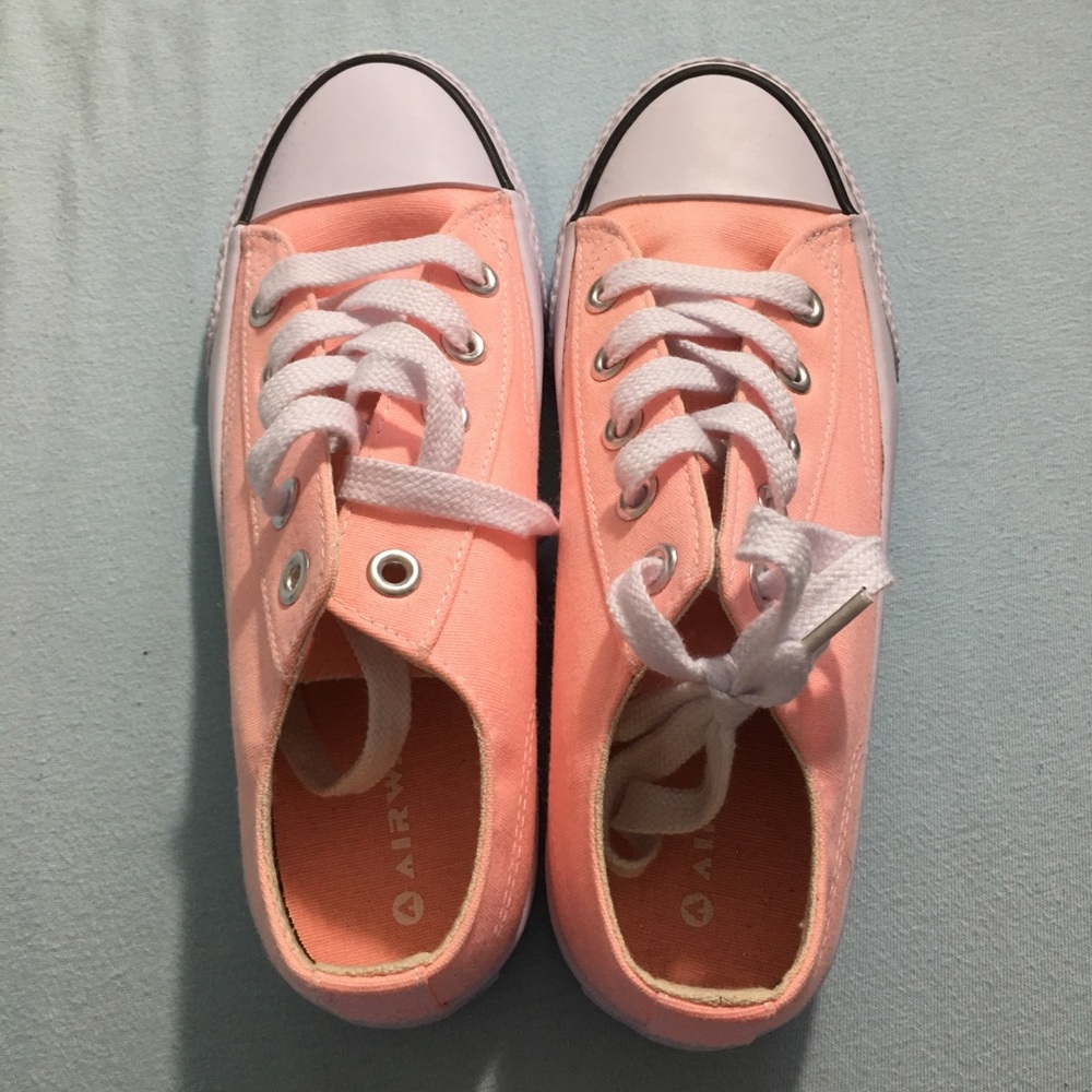 Airwalk shoes